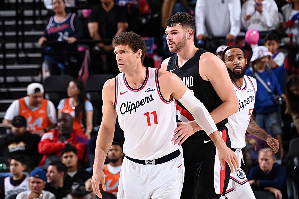 看起来数据不差，实际上快船先发内线老将的场上效果很不理想？